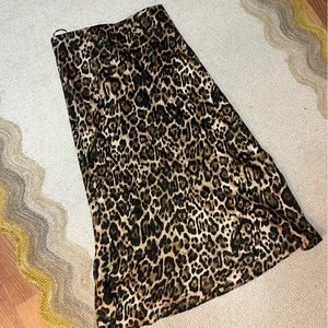 Leopard/cheetah print midi skirt